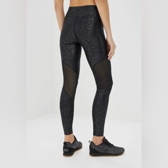 Nike Dri-Fit Mesh Power Victory Black Leggings Medium - Picture 3 of 3